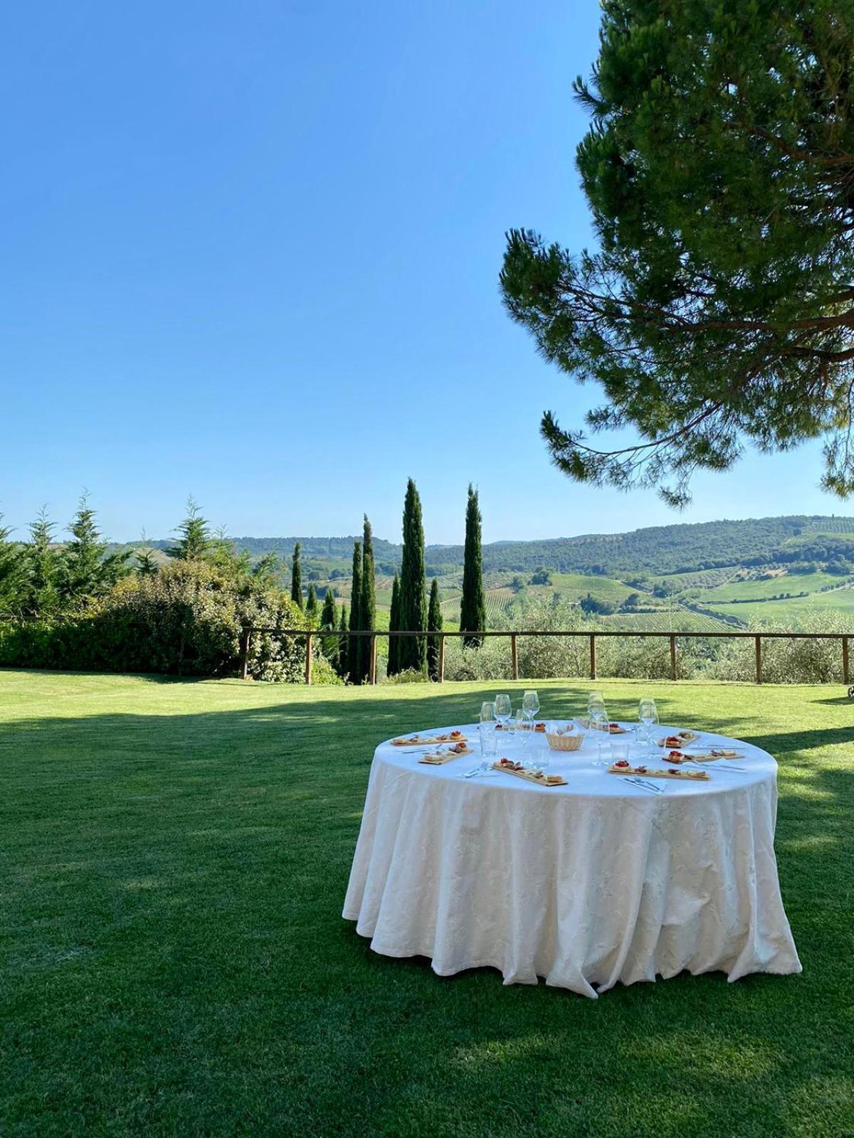 Fattoria Abbazia Monte Oliveto Villa San Gimignano Exteriör bild